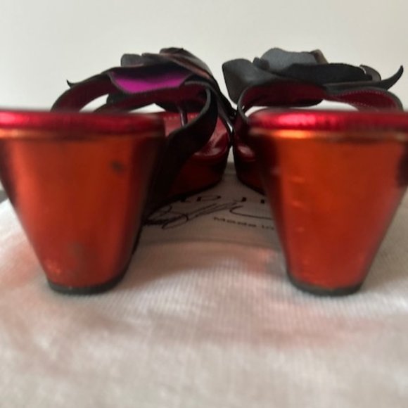 DONALD J PLINER  VINO METALLIC , GRAM-10 PLATFORM WEDGES, 8.5 M/ US - Picture 4 of 14